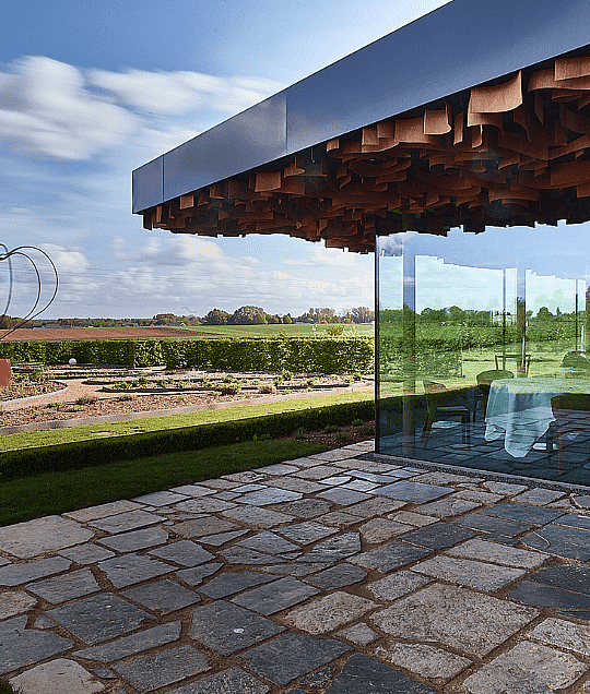 L’Air du Temps – Michelin Star Boutique Hotel in Liernu, Belgium | Quality Lodgings