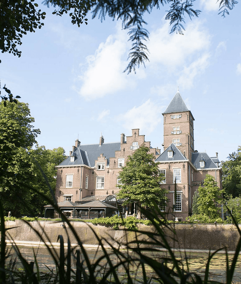 1_Kasteel_de_Wittenburg[1].png