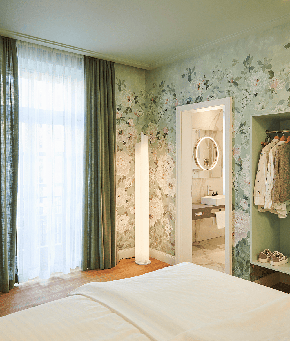 1_MOMA1890_Boutique_Hotel[1].png