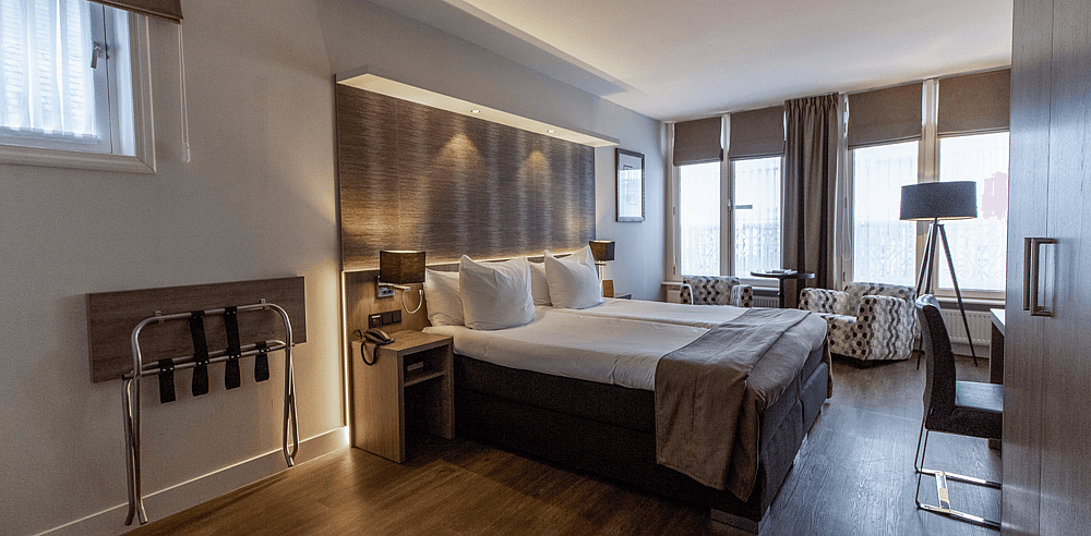 2 Grand Hotel de Draak_the Netherlands_Room.png