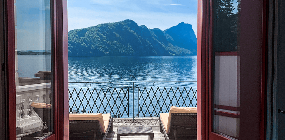 2_Hotel_Vitznauerhof_Room[1].png