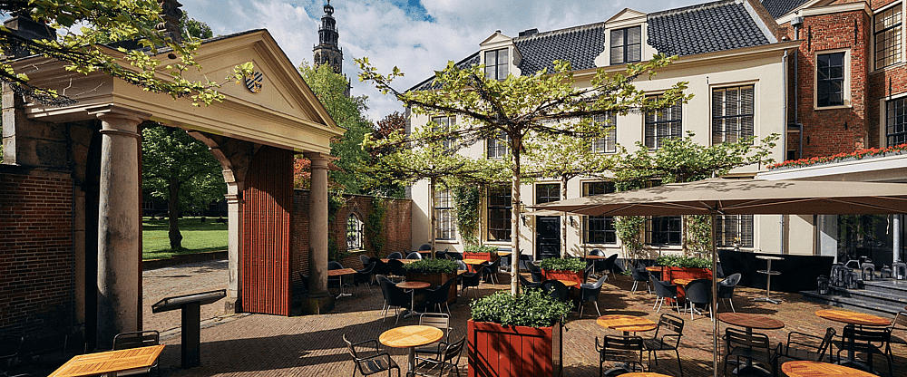 3 Hotel Prinsenhof.png
