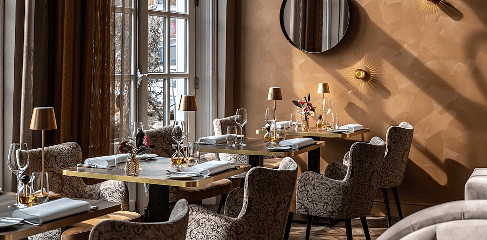 4 Boutique Hotel Mondragon Crops Header Website.png
