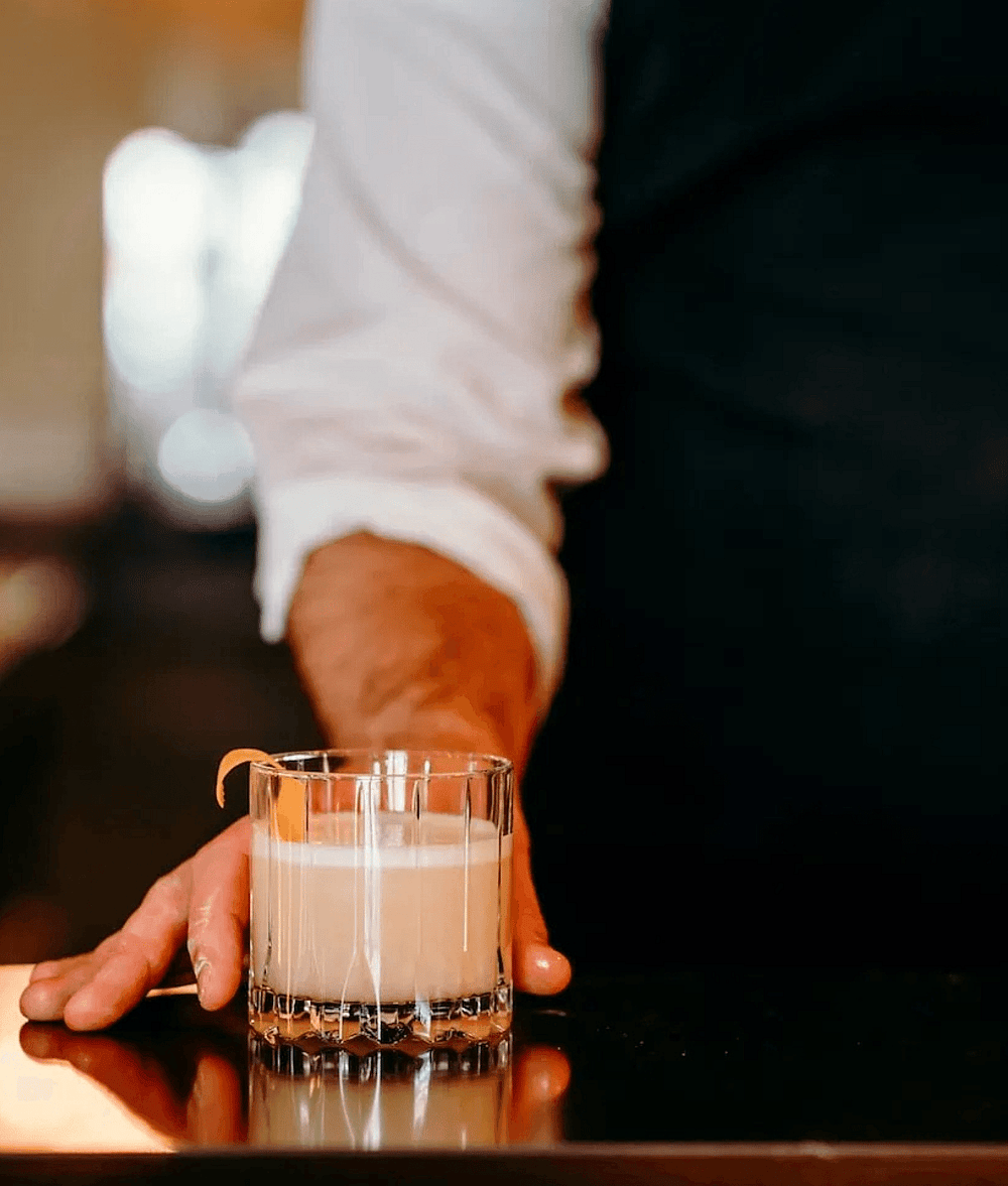 Bar & Lounge at Grand Hotel Karel V – Historic Elegance in Utrecht | Quality Lodgings
