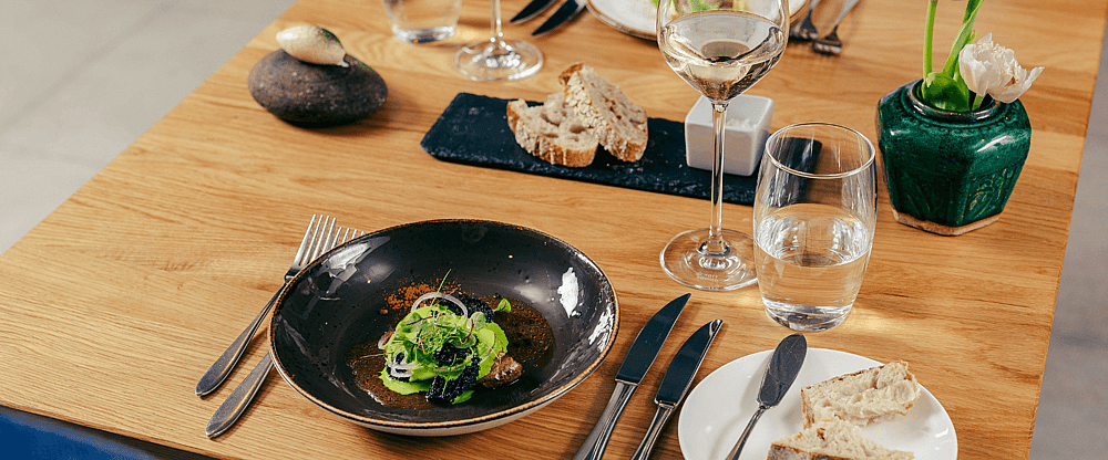 Restaurant Le Début at Skotel Amsterdam – Fine Dining in Amsterdam, Netherlands | Quality Lodgings