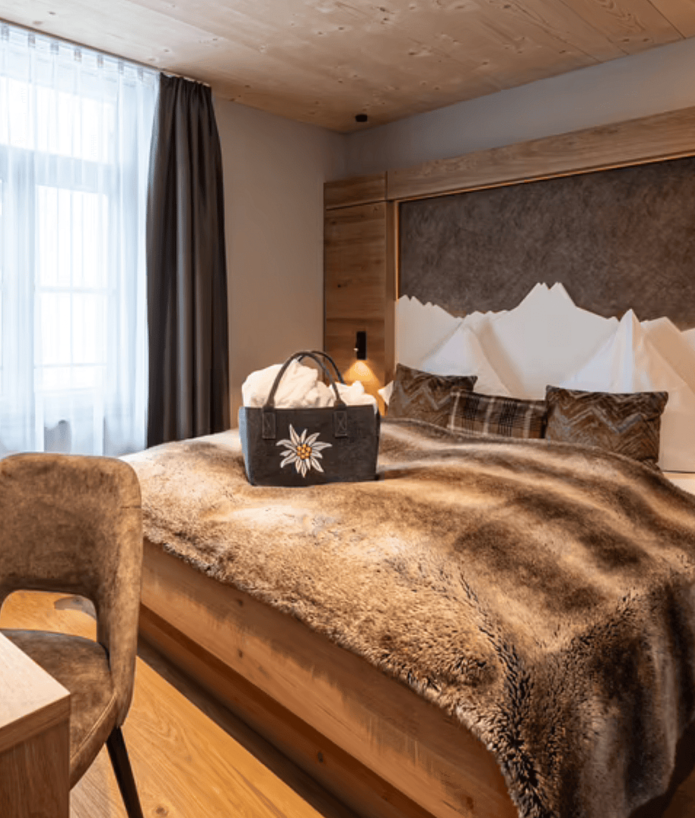 Quality Lodgings Alpin Lifestyle Hotel Löwen & Strauss in Oberstdorf Germany Hotel room