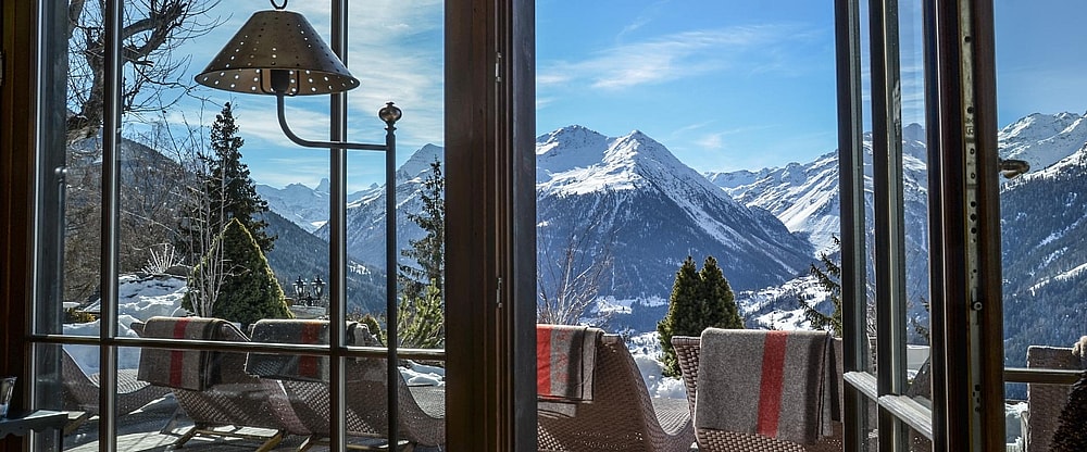 GD Hotel Bella Tola Terras 1920 x 800 pixels (3).jpg