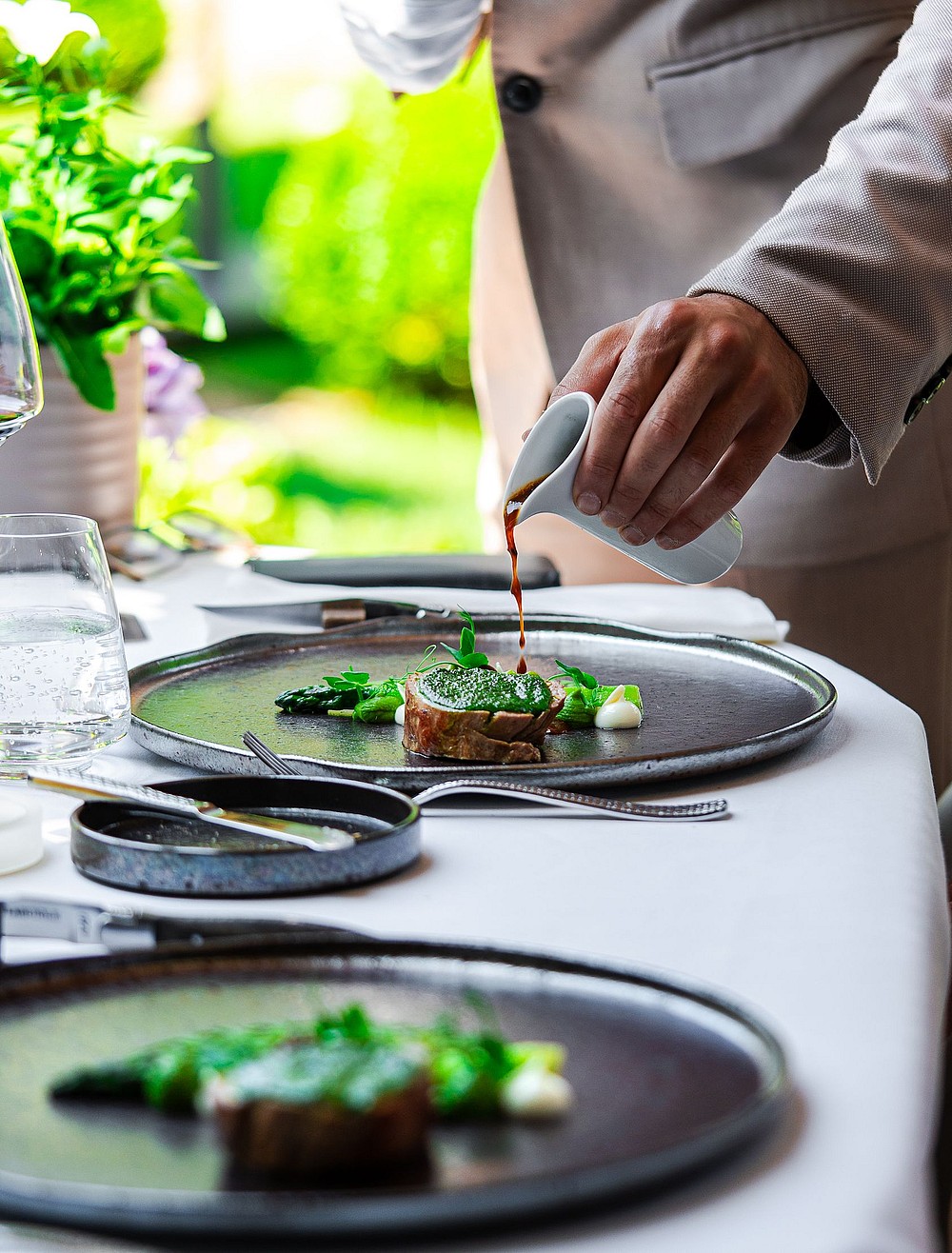 Michelin-Star Dining at Hofke van Bazel | Quality Lodgings