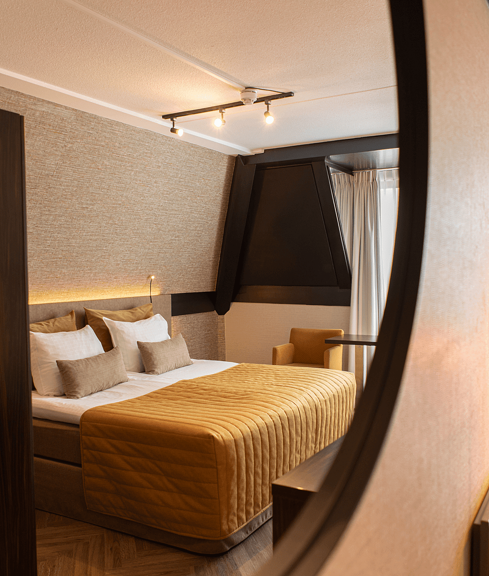 Grand Hotel Beatrix_Netherlands_Huisduinen_Hotelroom.png