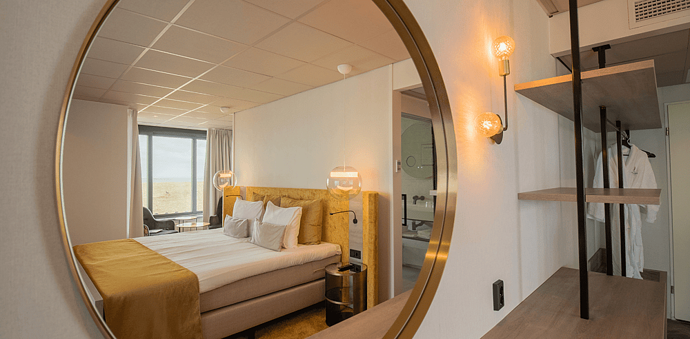 Grand Hotel Beatrix_Netherlands_Huisduinen_Room (2).png