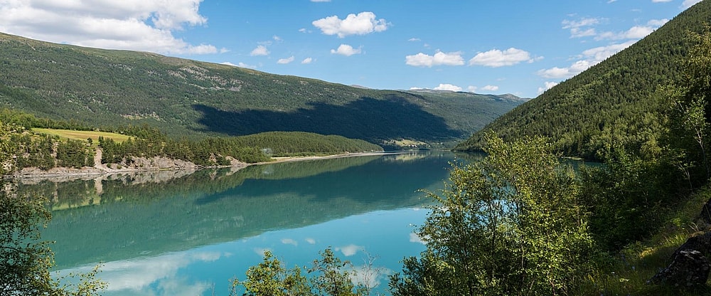 Herangtunet Jotunheimen National Park 1920 x 800 pixels.jpg