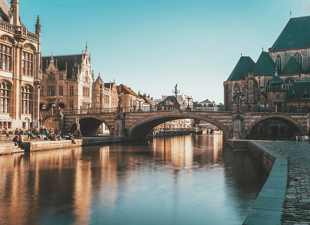 Hotel Cour Saint Georges_Gracht Ghent.png