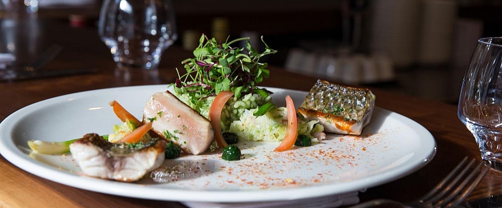 Dining at Duinhof – Casanova Restaurant & Cozy Bar | Quality Lodgings