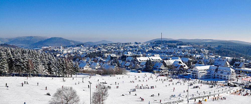 Hotel Ohlenbach Winterberg 1920 x 800 pixel.jpg