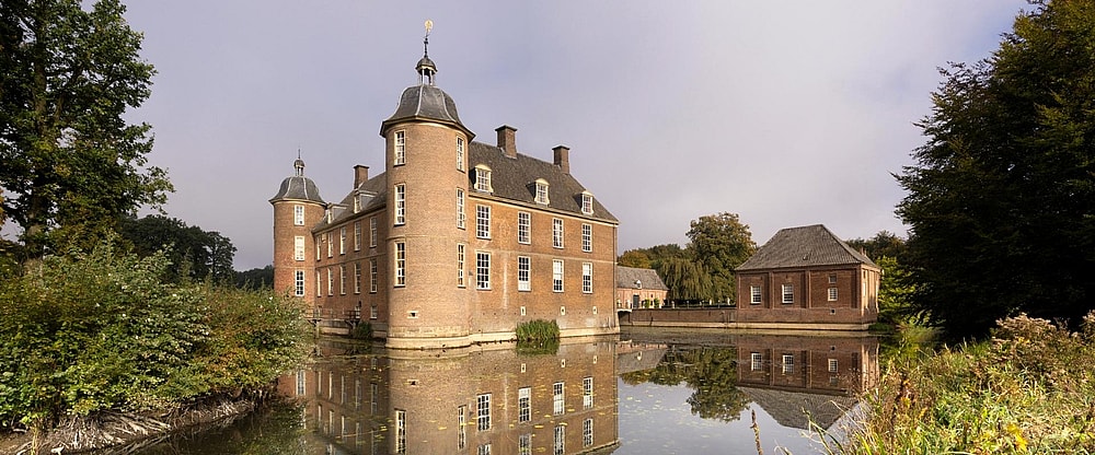 Hotel Ruimzicht Doetinchem Kastelen 1920 x 800 pixels.jpg