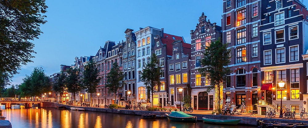 Hotel Seven One Seven Amsterdam Canals 1920 x 800 pixels.jpg