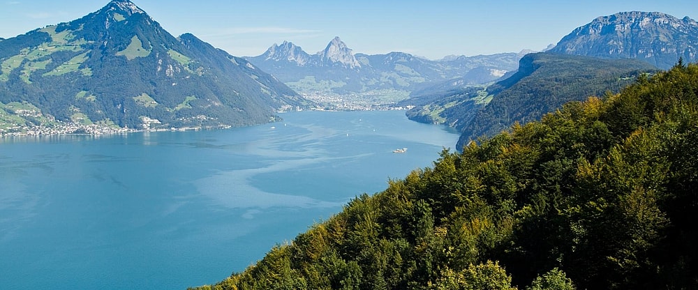 Hotel Vitznauerhof Lake Lucerne 1920 x 800 pixels.jpg