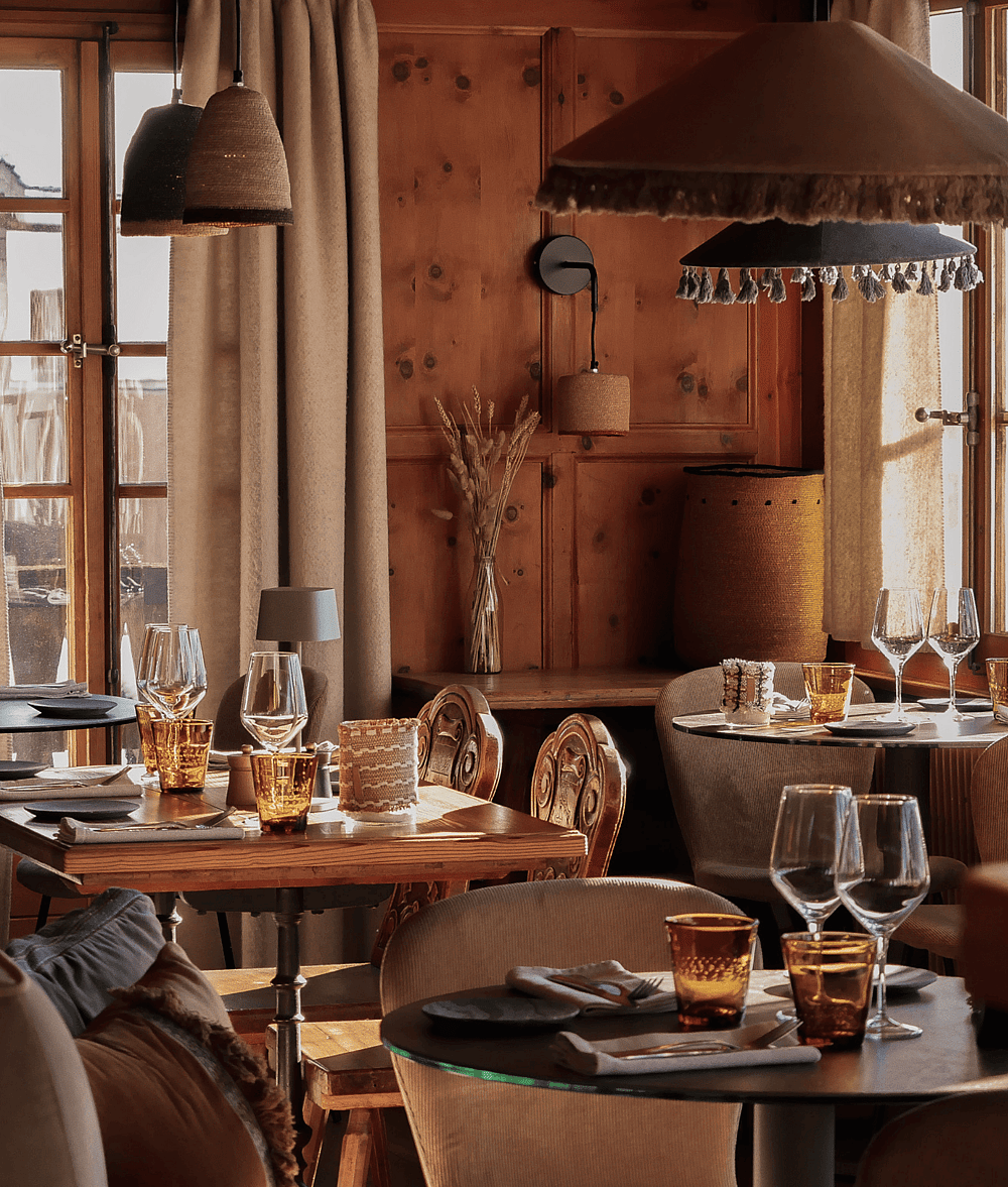 Dining at Hotel Le Grand Chalet Favre St-Luc | Quality Lodgings