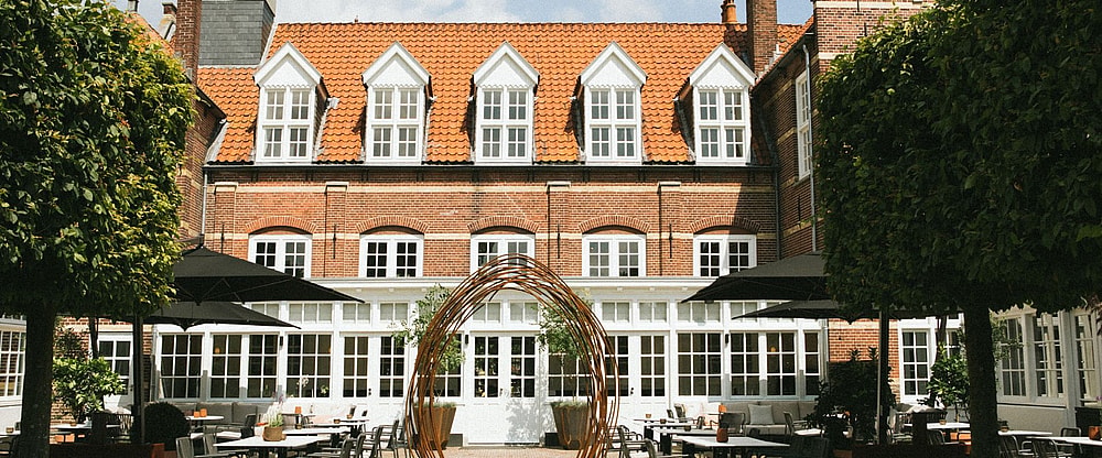 Nidum restaurant ovum .jpg