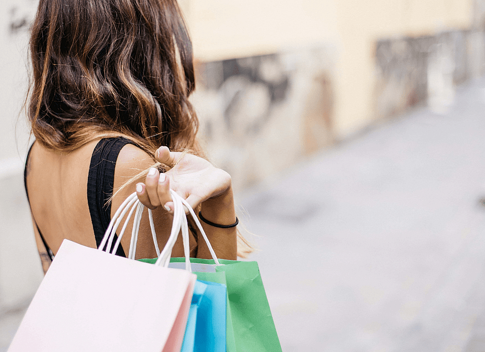 Shopping in Milaneo.png