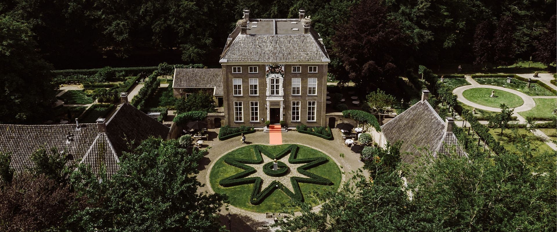 Château De Havixhorst – Historic Luxury in the Reest Valley | Quality Lodgings