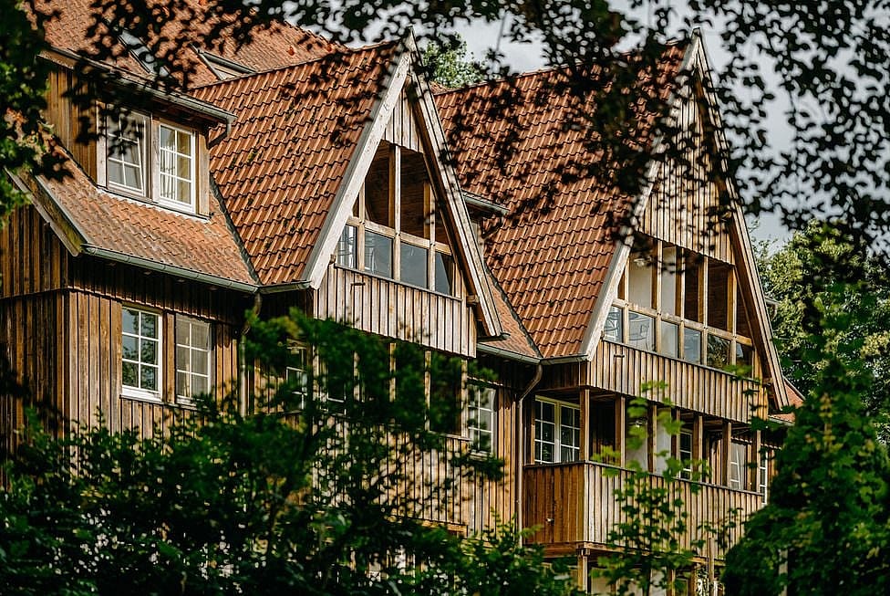 Hotel Hof zur Linde – Romantic Country Manor in Münster | Quality Lodgings